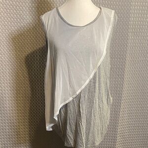 🍄Ivanka Trump Gray and White Asymmetrical Tank Top